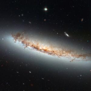 Imagen de la Galaxia NGC 4402 Crédito: NASA/ ESA/ Hubble