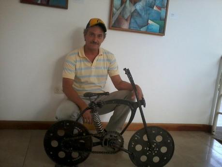 Pepe Reimundez: un alquimista margariteño que convierte en hierro en arte