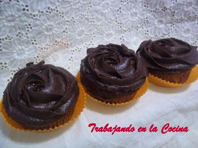 Un añito de Blog y mis primeros Cupcakes.