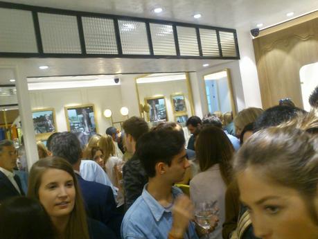 S. HA ESTADO ALLI: ARISTOHOUR DE ARISTOCRAZY