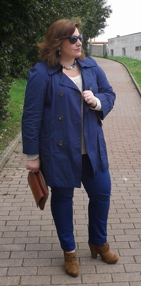 A mi estilo: Trench azul marino