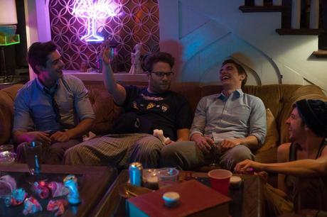 neighbors-seth_rogen-zac_efron-dave_franco