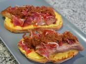 Tostas secreto cerdo salsas