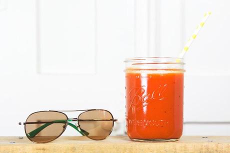 Vogue_Eyewear-Skymilles-Collage_Vintage-5