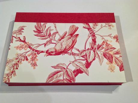 Conjunto de libro de firmas y caja a juego para boda