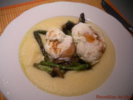 Recetillas de Mer. Polenta con trigueros, champiñones y huevo poché