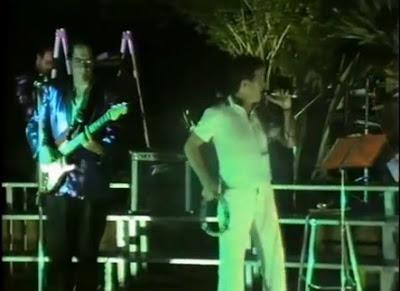 Video: Los Diablos Azules, de Almadén. La Bamba