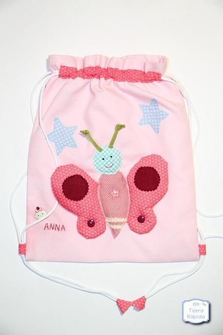 Tres mochilas para la guardería