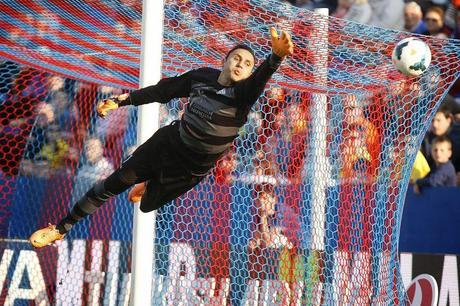 El Levante no enamoró pero fue fiel