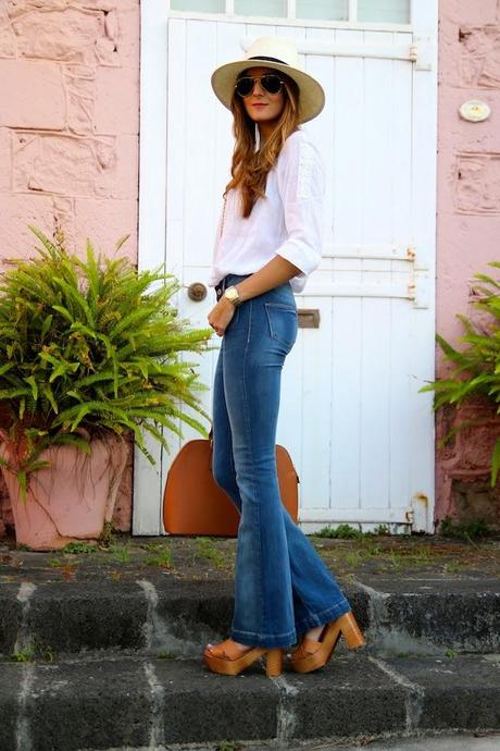 Flared Jeans