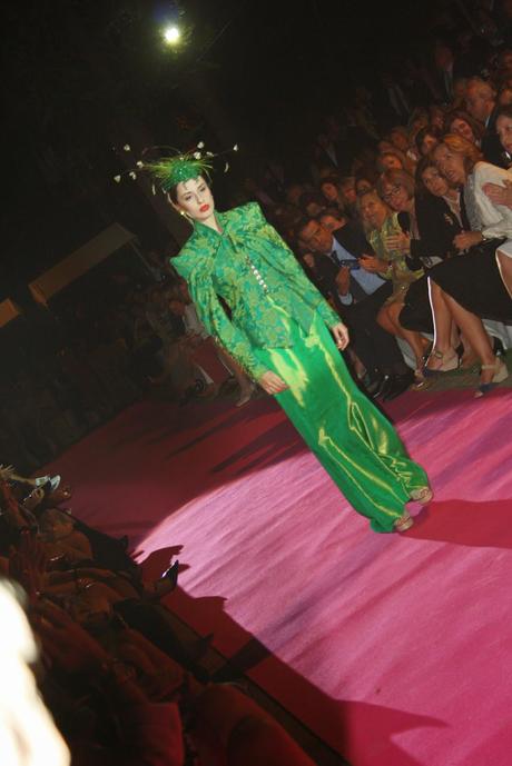 Montesco en Limonar 40 refleja en sus trajes la elegancia de la mujer