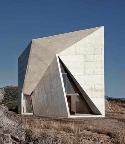 El término de Almadenejos cuenta con una iglesia con el diseño más radical y diferente del mundo