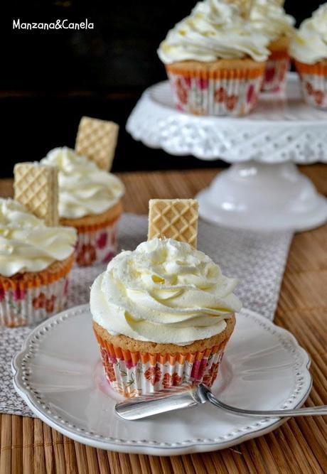 8 RICOS CUPCAKES 8 RICOS CUPCAKES