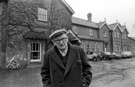 SUMMERHILL REVISITED (2014) SUMMERHILL REVISITED (2014)