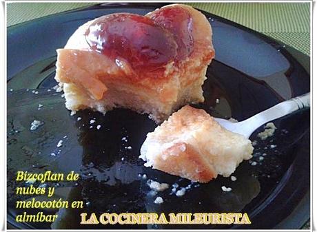 Bizcoflan de nubes y melocotón en almíbar (Microondas)