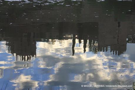 ¿No ves en los cristales, vuelta en hielo una ninfa del T...