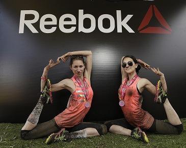 Un poco de yoga en  los Reebok All Terrain