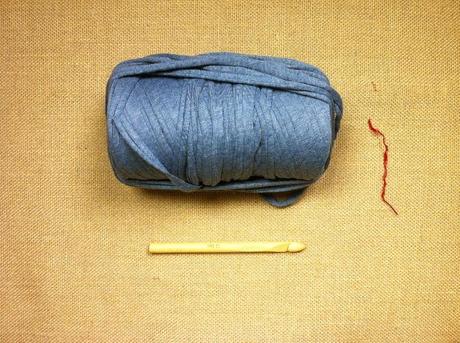 Materiales tutorial cómo tejer cesto cuadrado de trapillo a ganchillo crochet XL