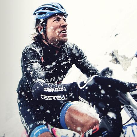 Una de las piezas preferidas por ciclistas profesionales ante el mal tiempo.