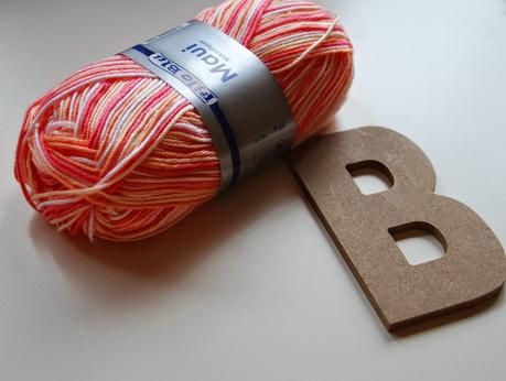 DIY: Iniciales de lana y washi tape