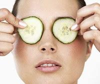 Odiosas bolsas, ojeras y párpados caídos: ¿qué hacer?