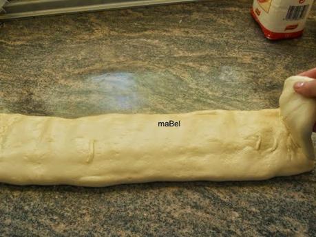 Pan torpedo - masa medialunas de grasa o sacramentos