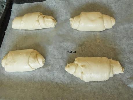 Pan torpedo - masa medialunas de grasa o sacramentos