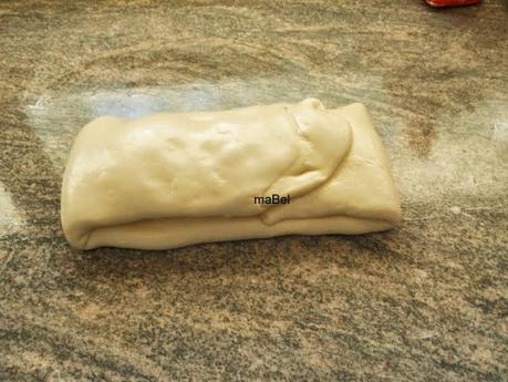 Pan torpedo - masa medialunas de grasa o sacramentos