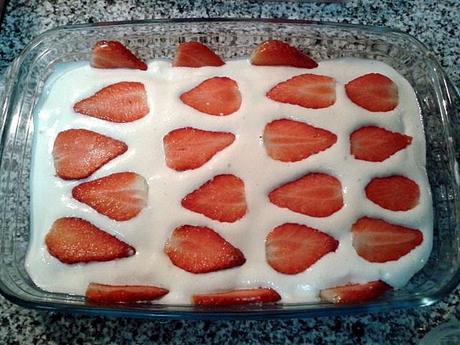 Tiramisu de Fresas • Tiramisu de Frutillas