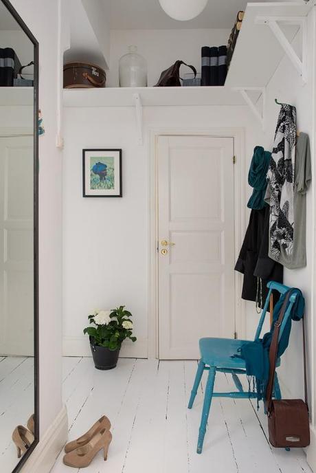 Ingeniosa distribución en 38 m² interiores espacios pequeños estilo nórdico escandinavo dormitorio en altillo distribución piso ingeniosa decoración pisos pequeños decoración nórdica cocinas pequeñas nórdicas blog decoración nórdica