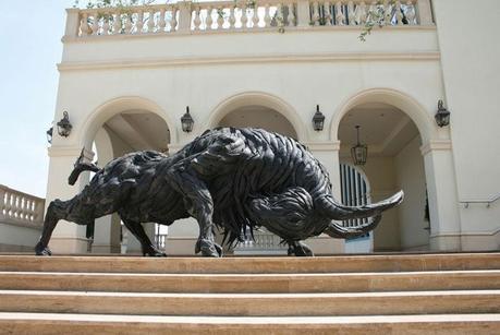 Yong Ho Ji Arte con Neumáticos