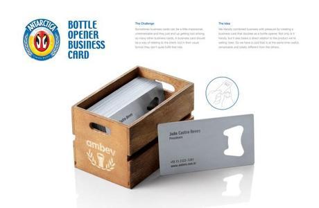 La notoriedad y …la utilidad marcan la diferencia bottle-opener-business-card