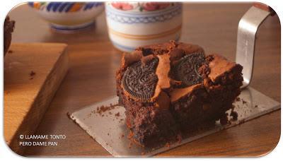 Opciones para acompañar con el pastel brownies de oreo
