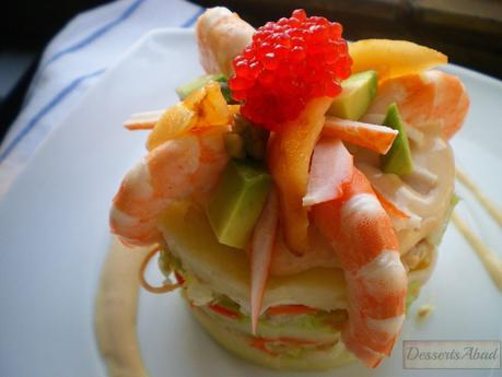 Pastel de ensalada tropical