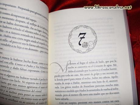 Fotoreseña: Belleza cruel, de Rosamund Hodge (español)