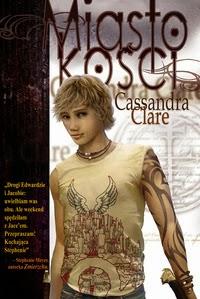 La vuelta al mundo #14: Ciudad de Hueso de Cassandra Clare