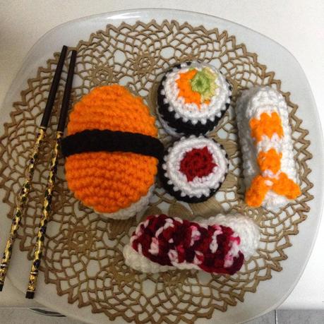 SUSHI...... DE CROCHET