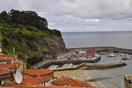 UN PASEO POR LASTRES: LA RUTA DEL DR. MATEO Y UN RESTAURANTE PERFECTO