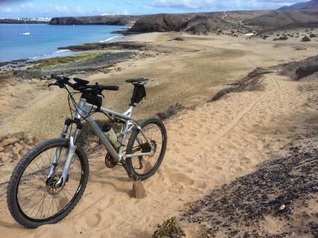 LANZAROTE: RODANDO JUNTO A EOLO, VULCANO Y NEPTUNO (IV)