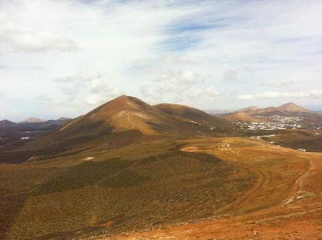 LANZAROTE: RODANDO JUNTO A EOLO, VULCANO Y NEPTUNO (IV)