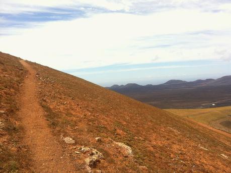 LANZAROTE: RODANDO JUNTO A EOLO, VULCANO Y NEPTUNO (IV)