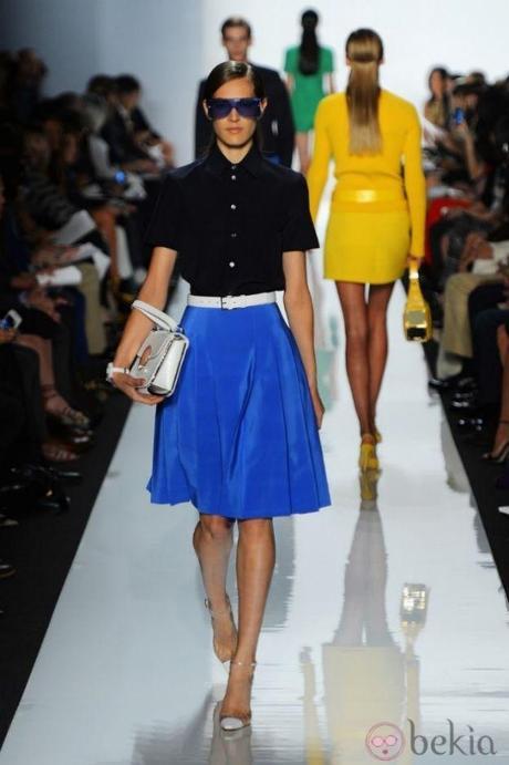 LRG Magazine - Camisa & Falda - Michael Kors - PV2013 Negro-Azul Klein LRG Magazine - Camisa & Falda - Michael Kors - PV2013 Negro-Azul Klein