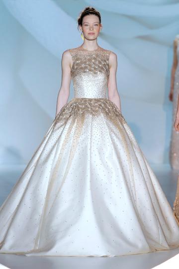 Vestidos de Novia Jesús Peiró 2015 foto 06 - TELVA