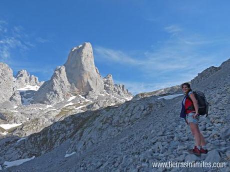 Naranjo de Bulnes: ruta de dos días El Pico Urriellu