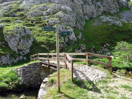 Naranjo de Bulnes: ruta de dos días Bulnes