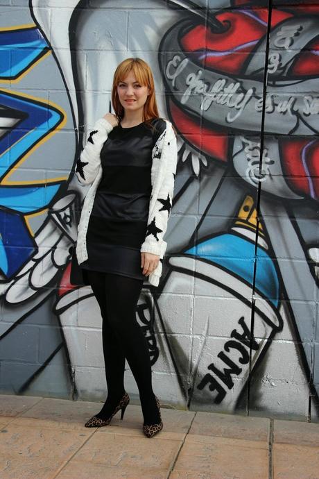 CUERO, ESTRELLAS Y LEOPARDO