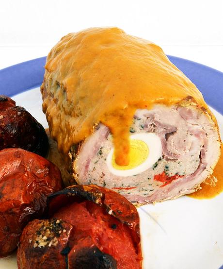 Relleno de carne, huevo y bacón