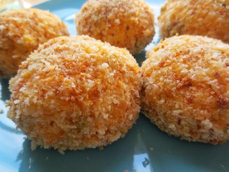 Arancini de pizza (Bolas de arroz)