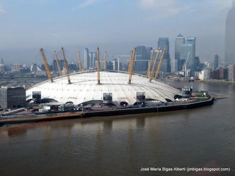 Volando sobre las Docklands de Londres