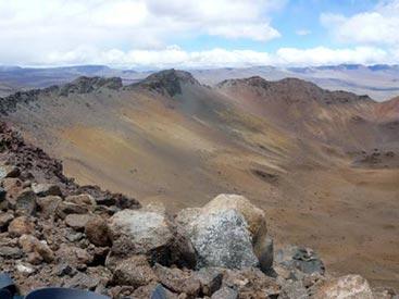 Cráter del volcán  Bertrand